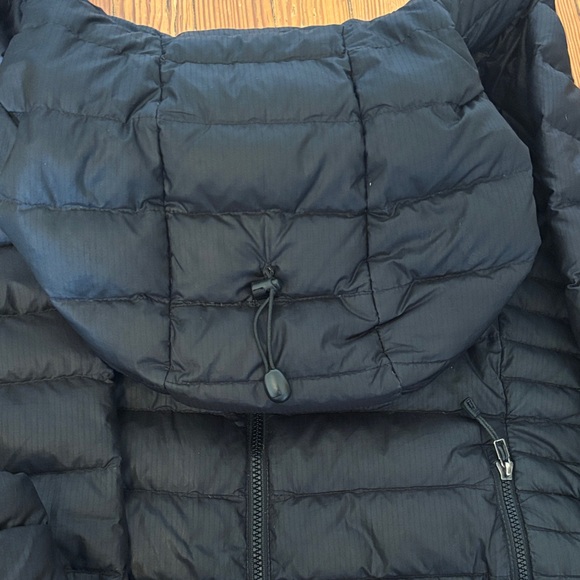 Patagonia Black Puffer Jacket - Picture 5 of 6